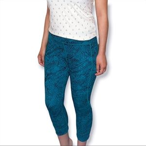Lululemon Crop Legging Kitakami Spirit in Blue Green | Size 6